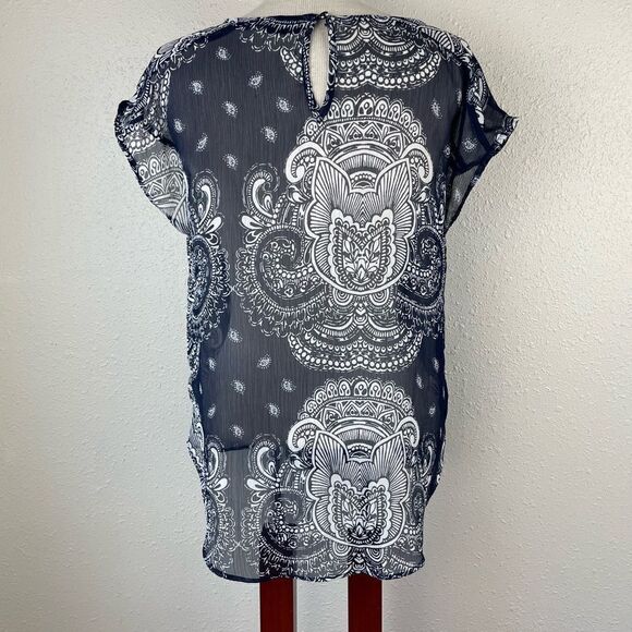 A.N.A. Navy Blue Sheer Paisley Top Size L EUC - Picture 4 of 5